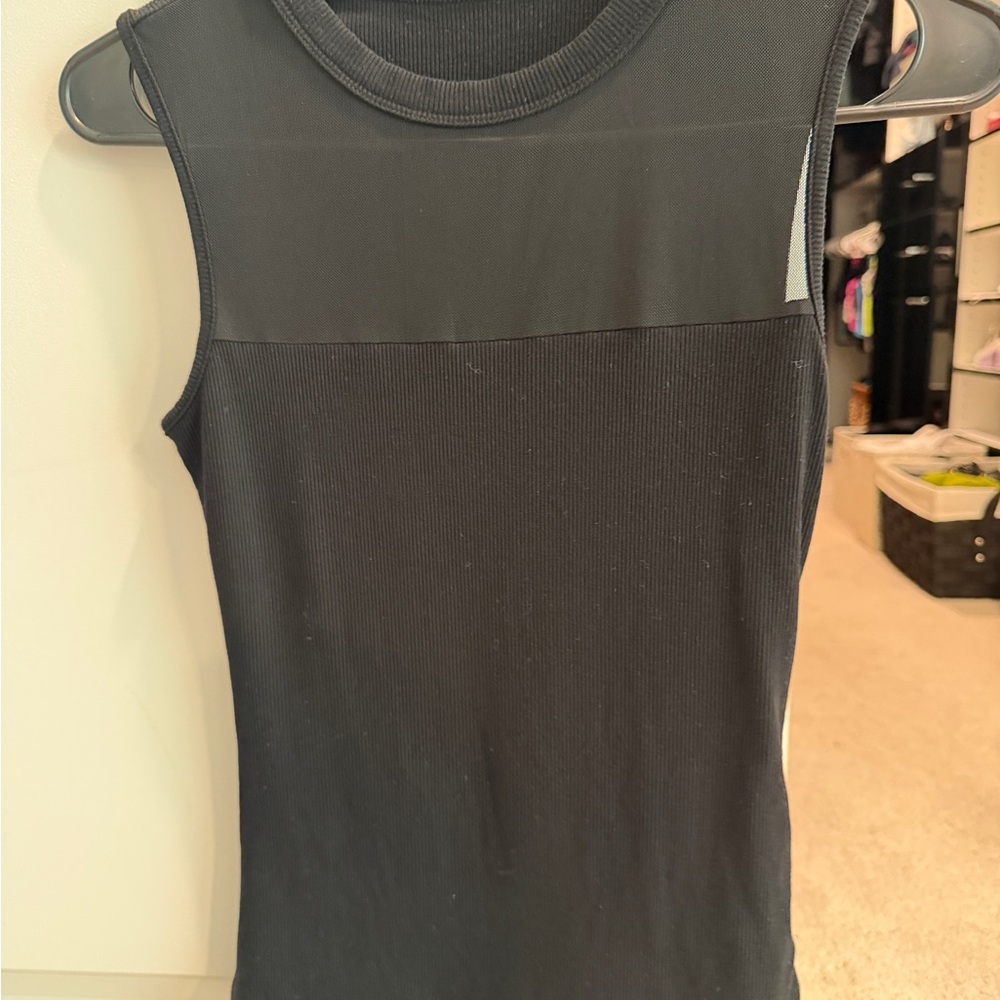 **NWOT Ribbed Mesh Tank Top - Black - Picture 4 of 6